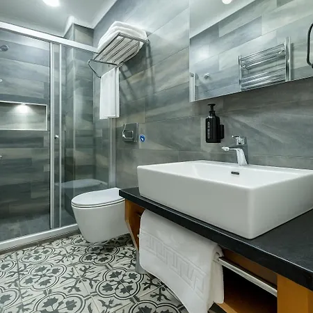 Frt Airport 酒店 4*