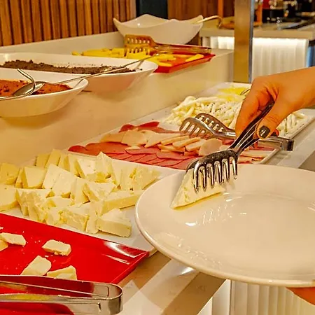 Frt Airport 4* Arnavutkoy