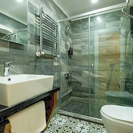 Frt Airport 4* Arnavutkoy