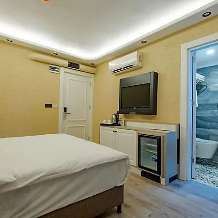 Frt Airport 4*